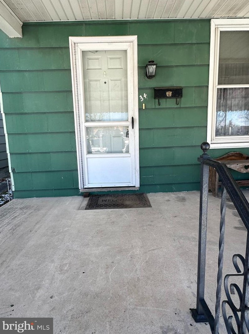 34 Mccosh St, Hanover, PA 17331