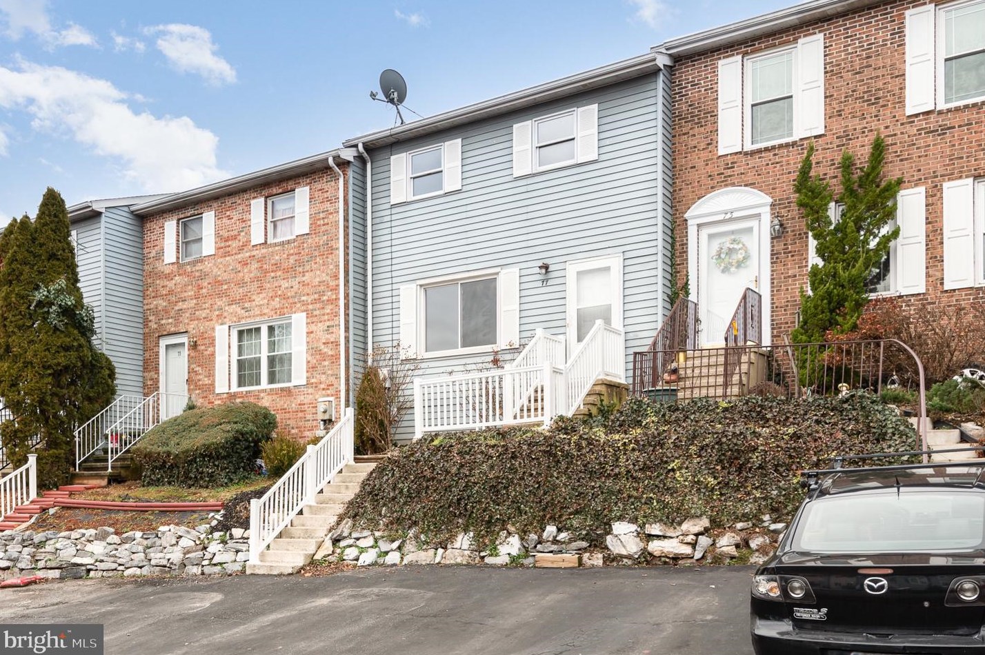 77 Privet Dr, Etters, PA 17319-9598