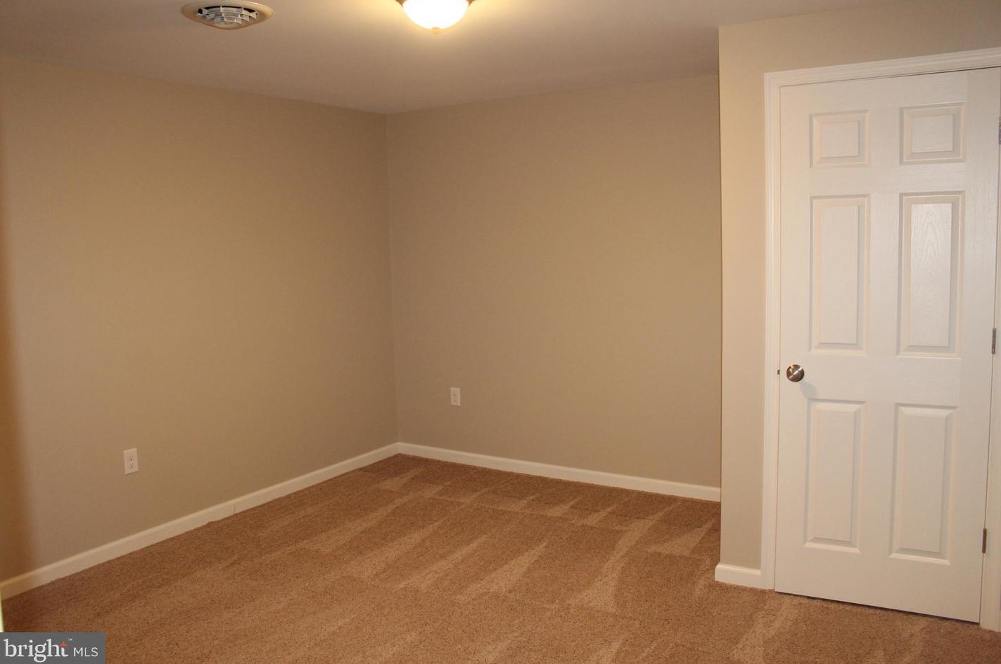 2560 Freysville Rd #c, Red Lion, PA 17356