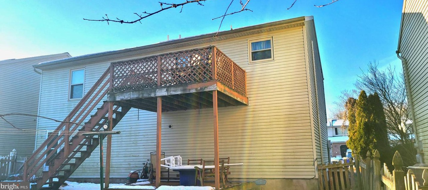 4135 Locust Point Ct, York, PA 17315-4200