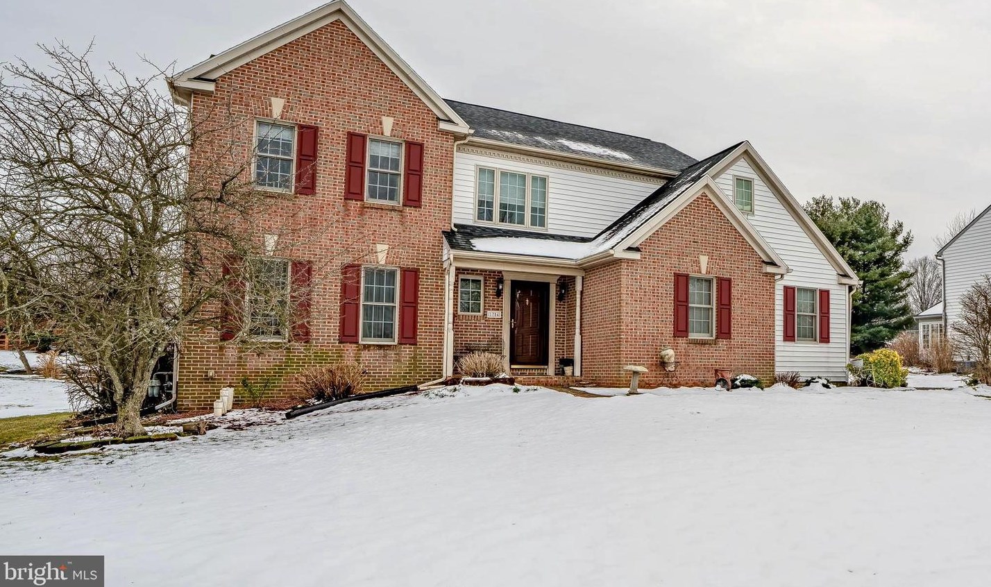 1784 Herman Dr, York, PA 17408