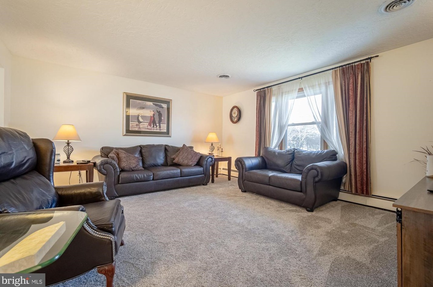 523 Ridgeway Dr, Longlevel, PA 17368-1421