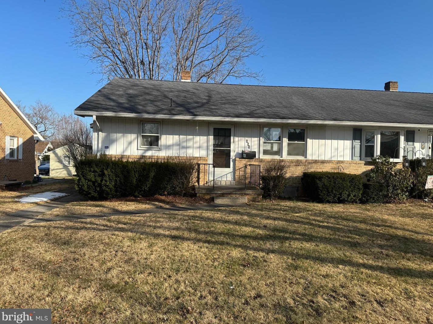 869 E Walnut St, Hanover, PA 17331