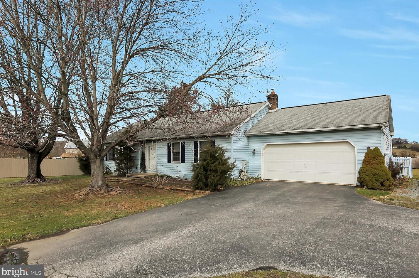6805 Church Rd, Cross Roads, PA 17322