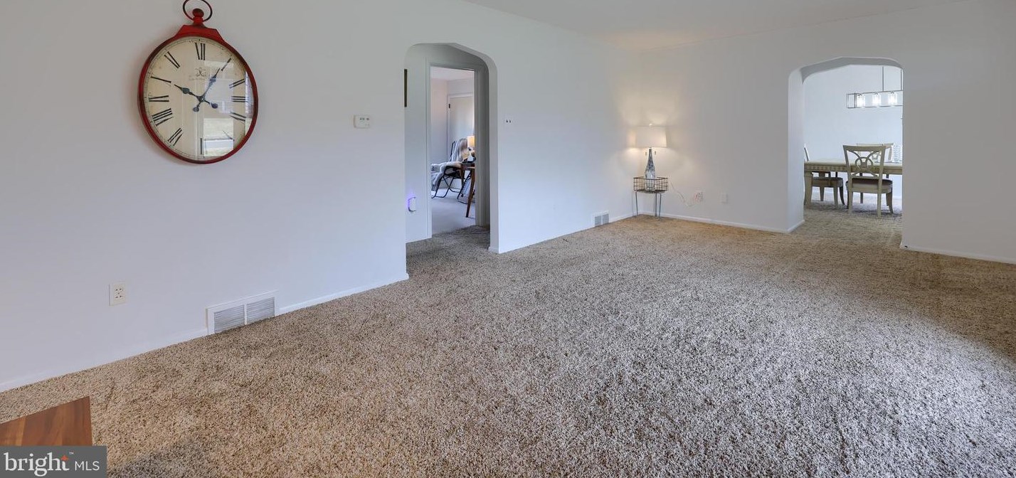 652 S Pine St, Red Lion, PA 17356