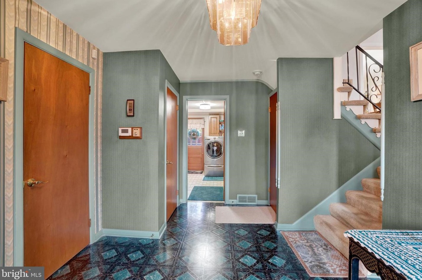 2415 Wildon Dr, York, PA 17403-5213