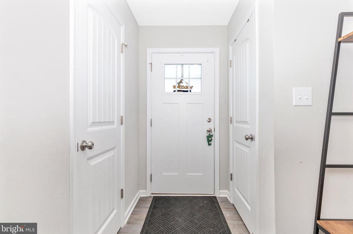 204 Overlook Dr, Hanover PA  17331-9136 exterior