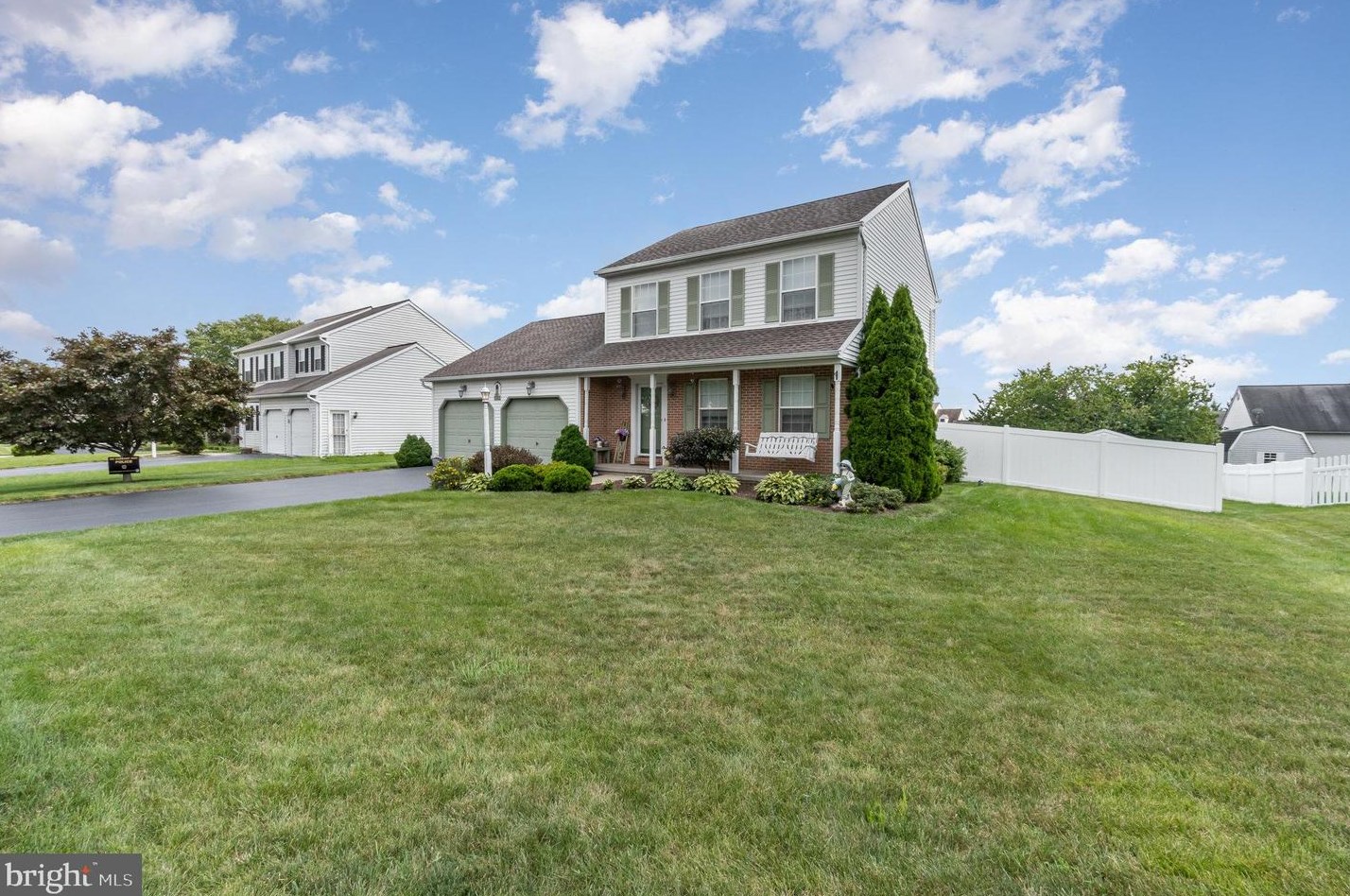 3702 Wheatland Dr, York, PA 17315-3087
