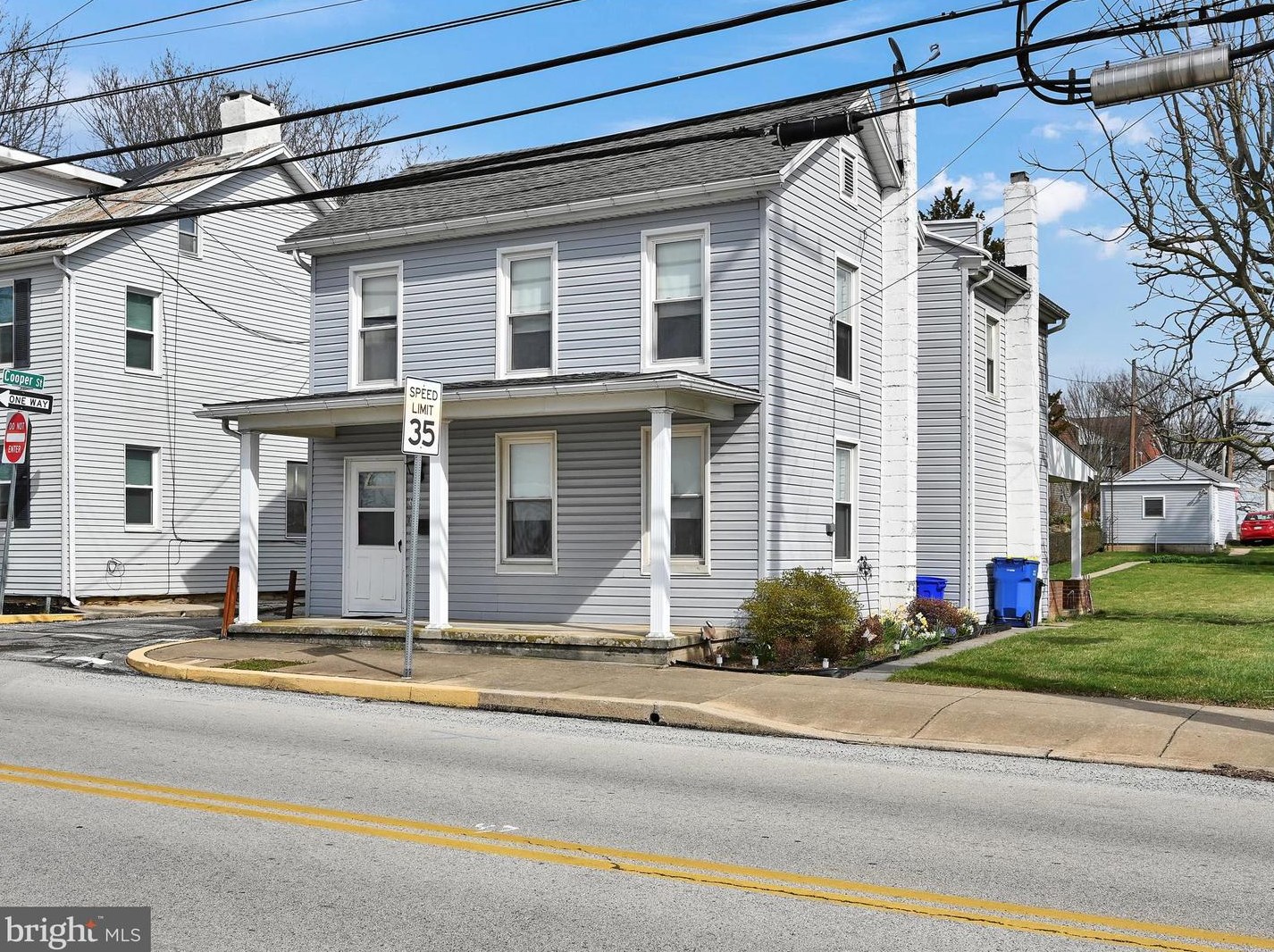 63 Main St, Strinestown, PA 17345-1401