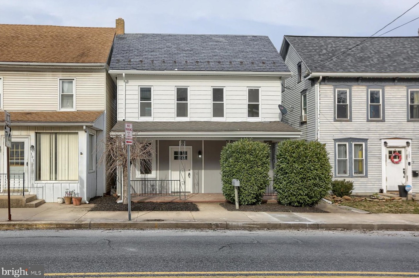 107 S Main St, Red Lion, PA 17356