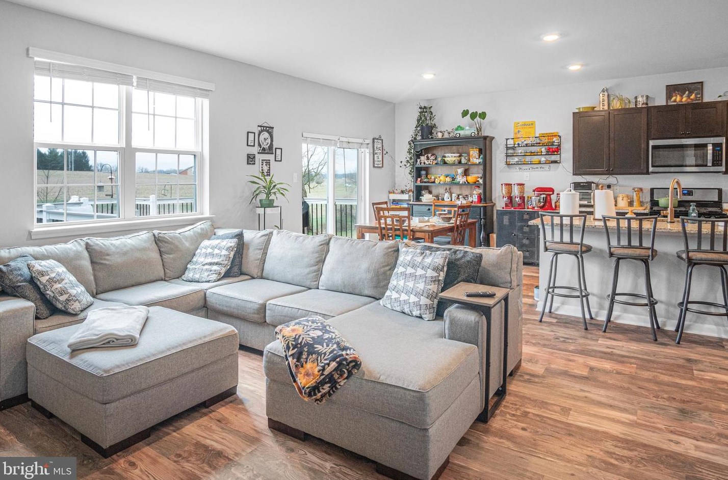 161 Winifred Dr, Hanover PA  17331 exterior