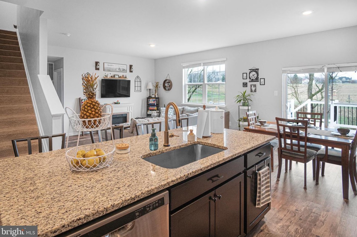 161 Winifred Dr, Hanover PA  17331 exterior