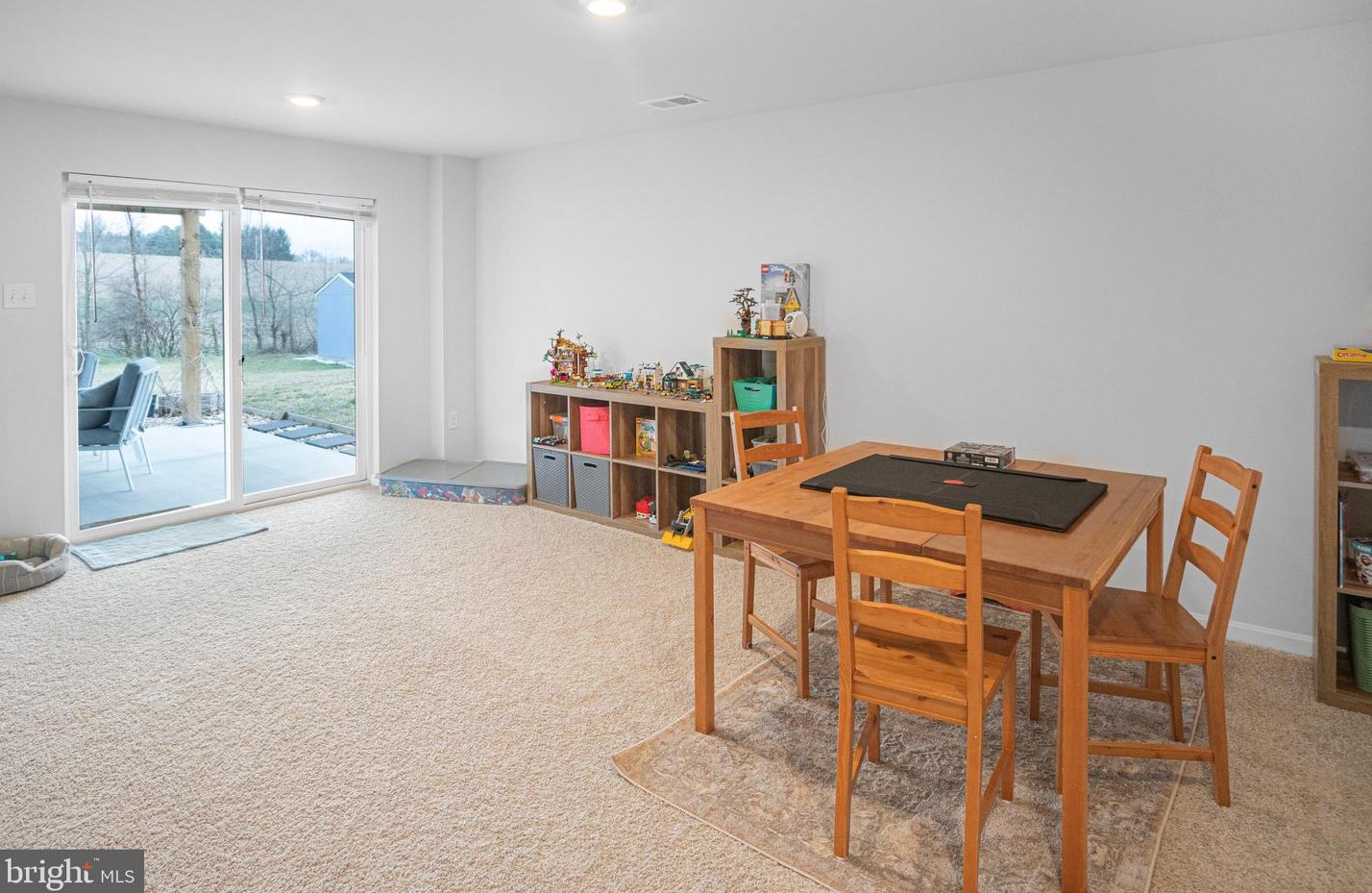 161 Winifred Dr, Hanover PA  17331 exterior