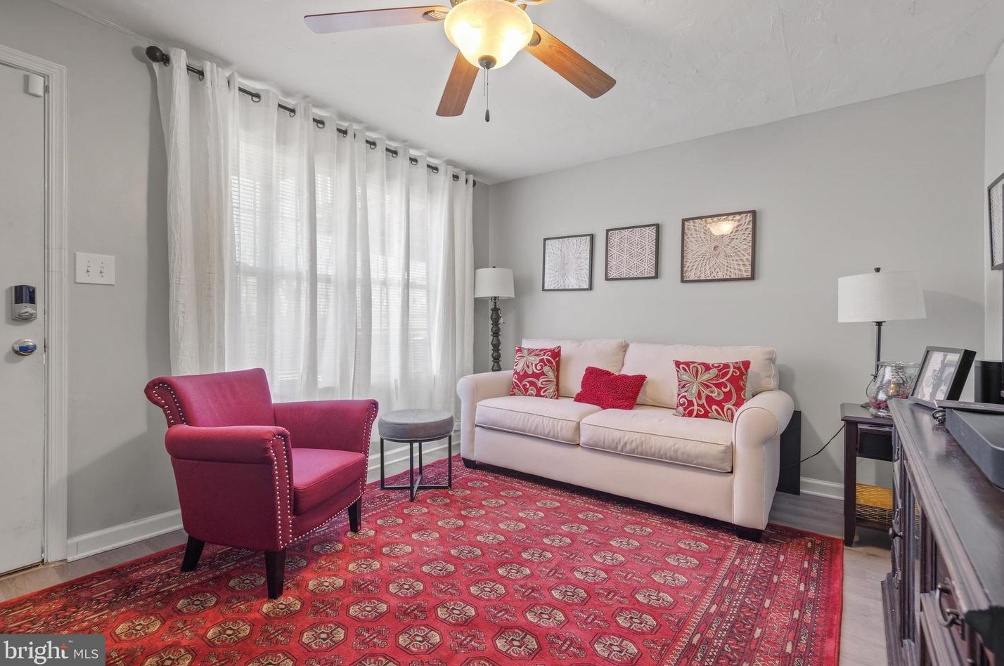 185 Country Ridge Dr, Red Lion PA  17356-8869 exterior