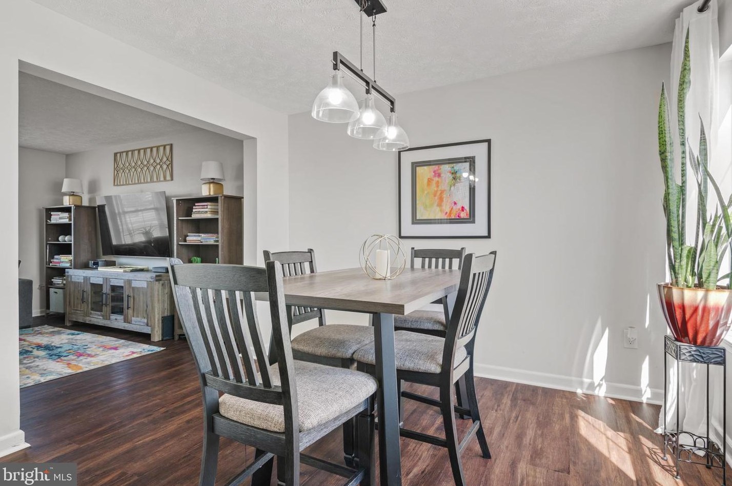 185 Country Ridge Dr, Red Lion PA  17356-8869 exterior