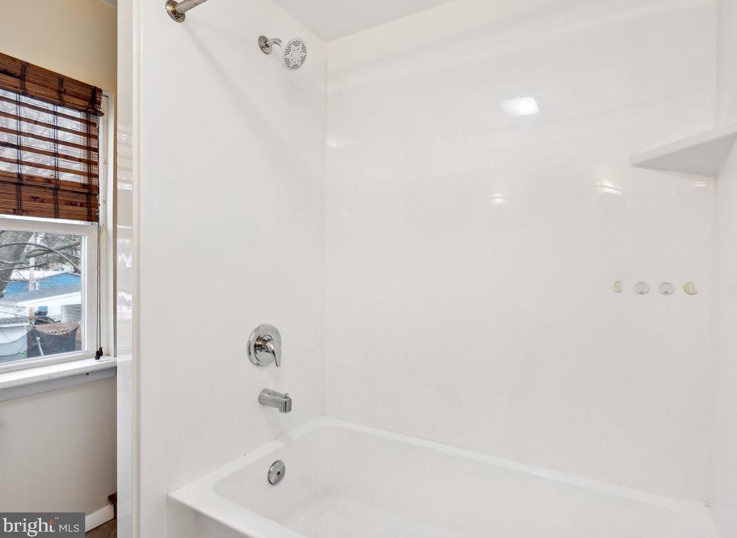 34 Penn St, Hanover PA  17331-1927 exterior