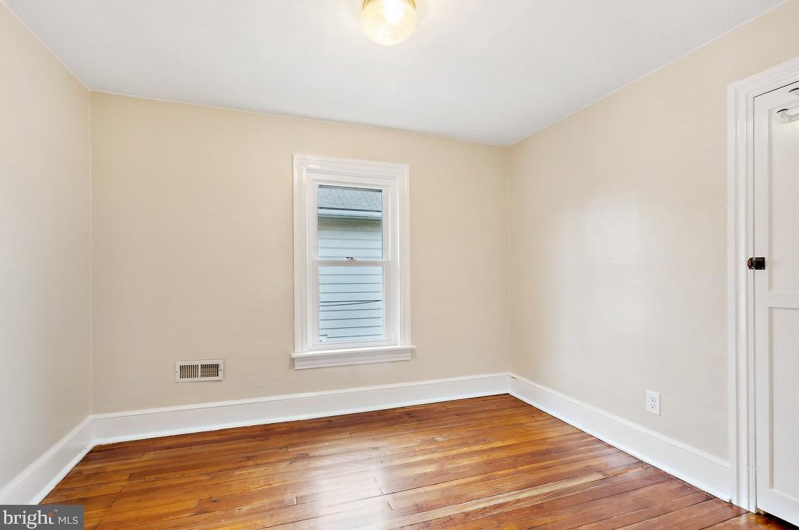 34 Penn St, Hanover PA  17331-1927 exterior