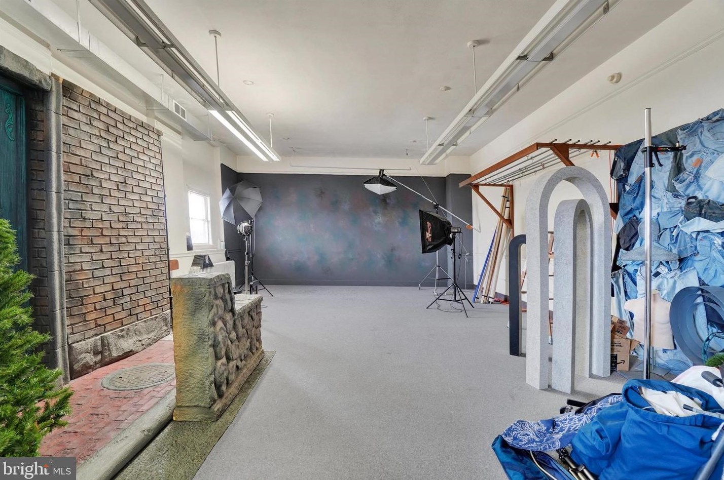 201 Charles St, Red Lion PA  17356-2131 exterior