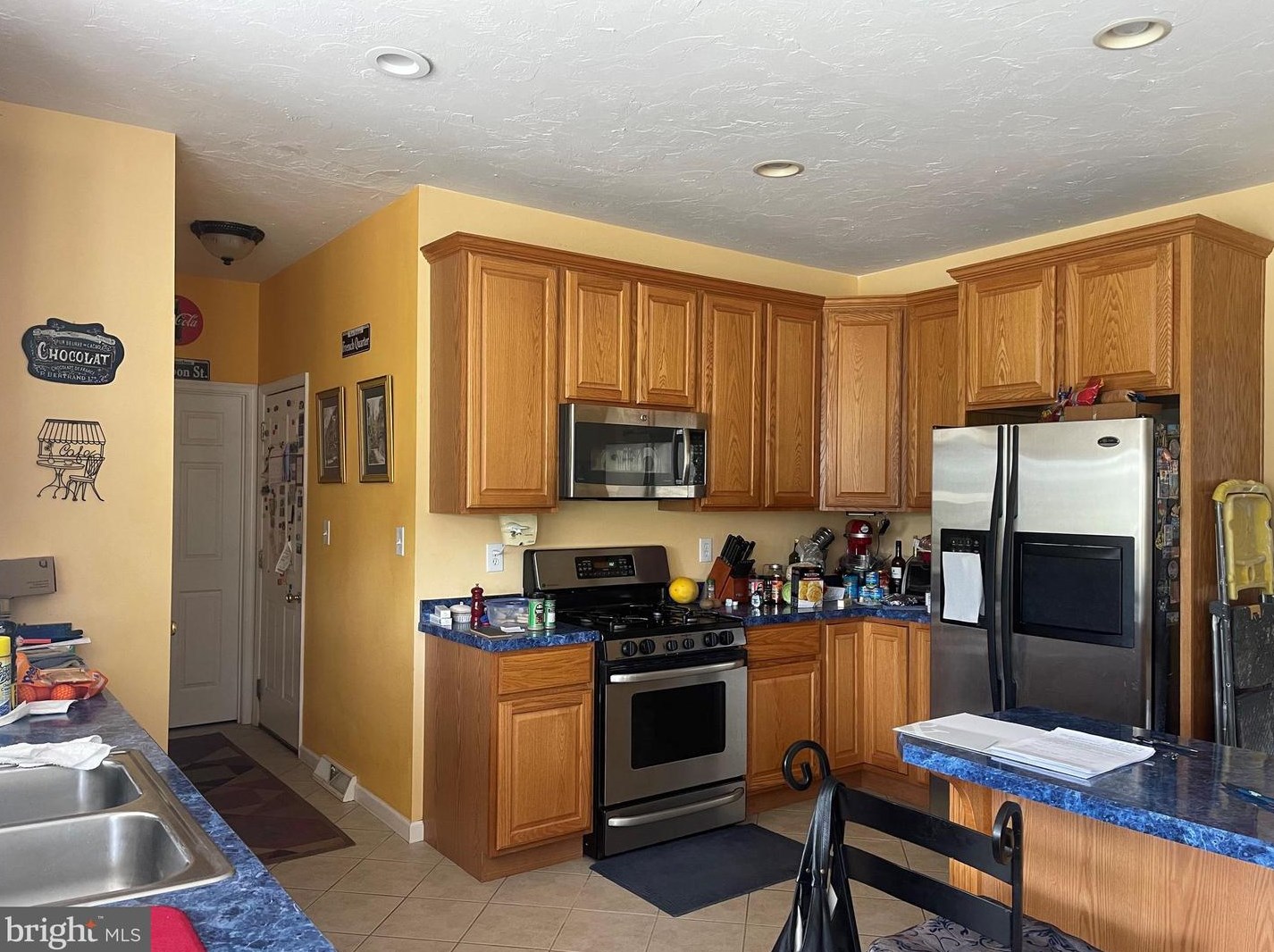 165 Ridgewood Dr, Hanover PA 17331-8473 exterior