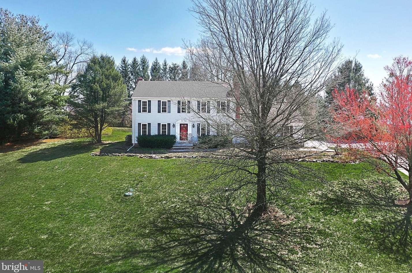 6318 Tamarind Dr, Spring Grove, PA 17362