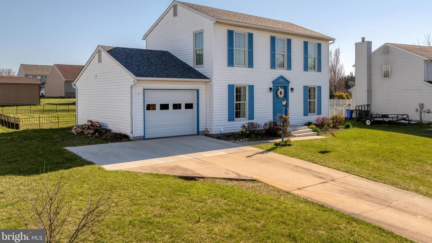 1115 Cherimoya St, York, PA 17404-9671