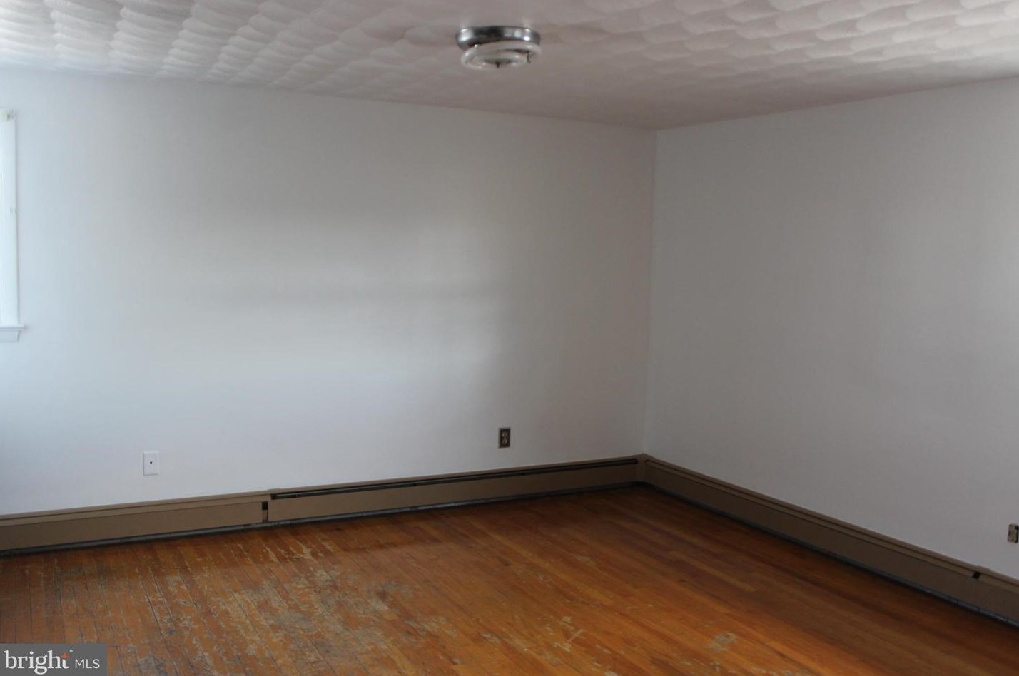 2713 S Queen St #2nd Floor, York, PA 17403