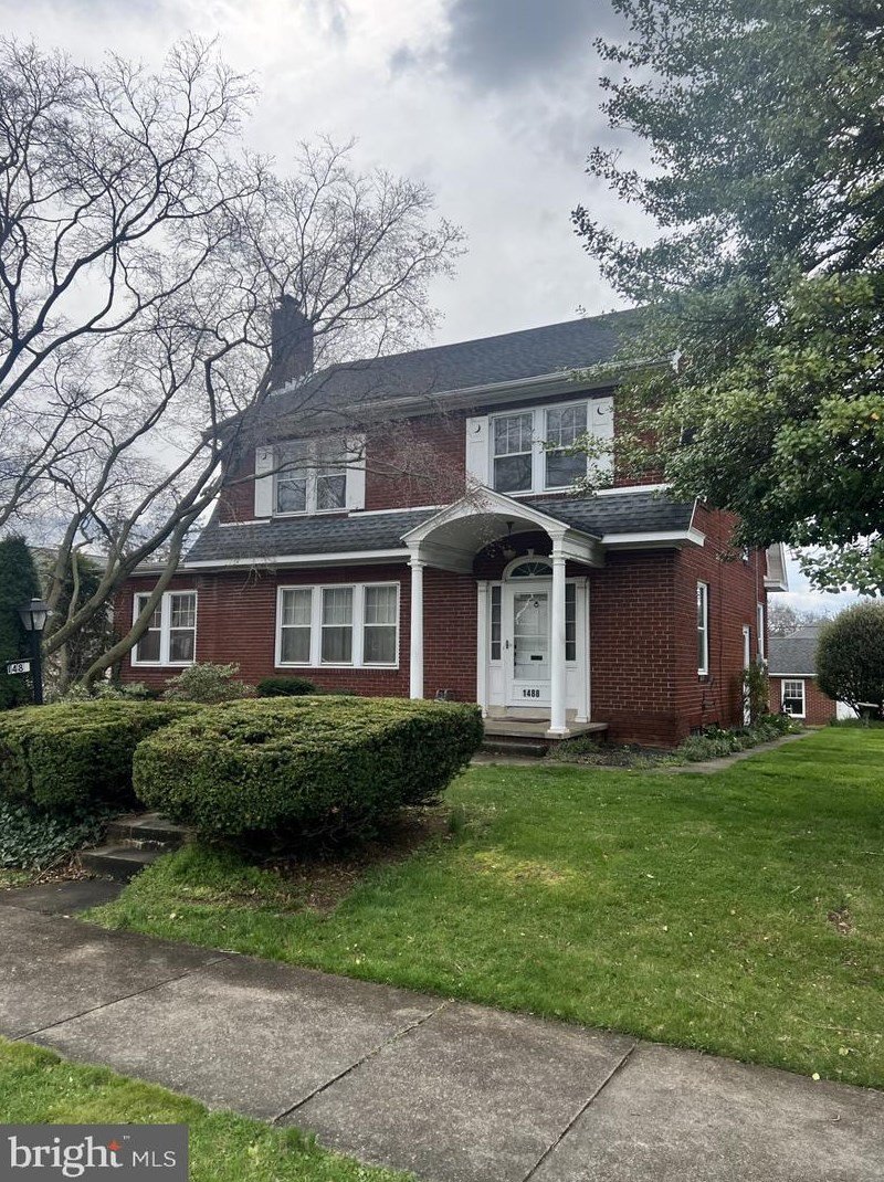 1488 Wayne Ave, York, PA 17403-1240