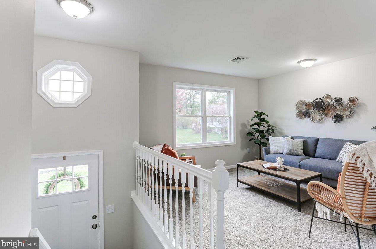 25 Barbara Ln, York Haven, PA 17370