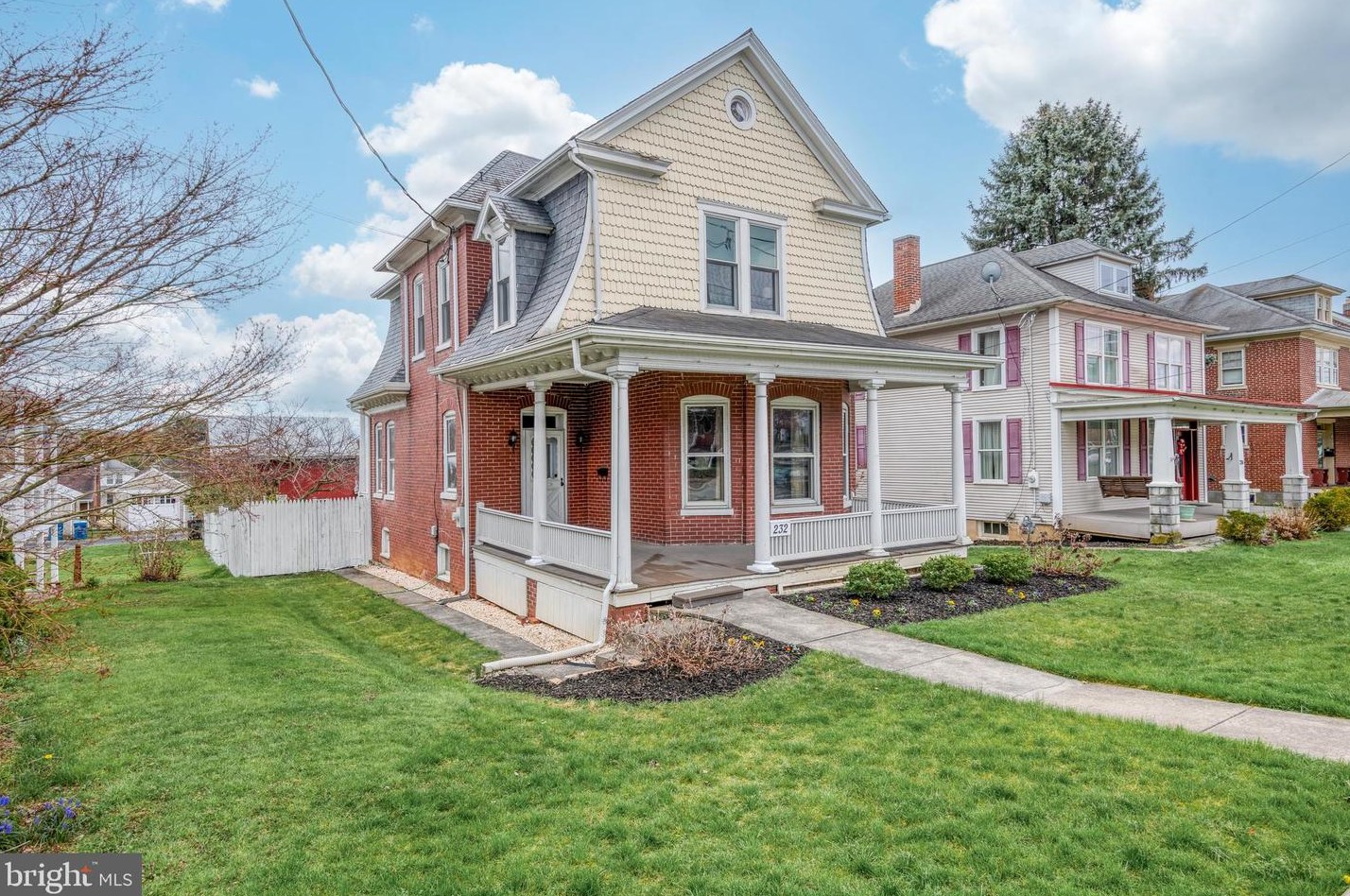 232 Market St, York, PA 17401-1044