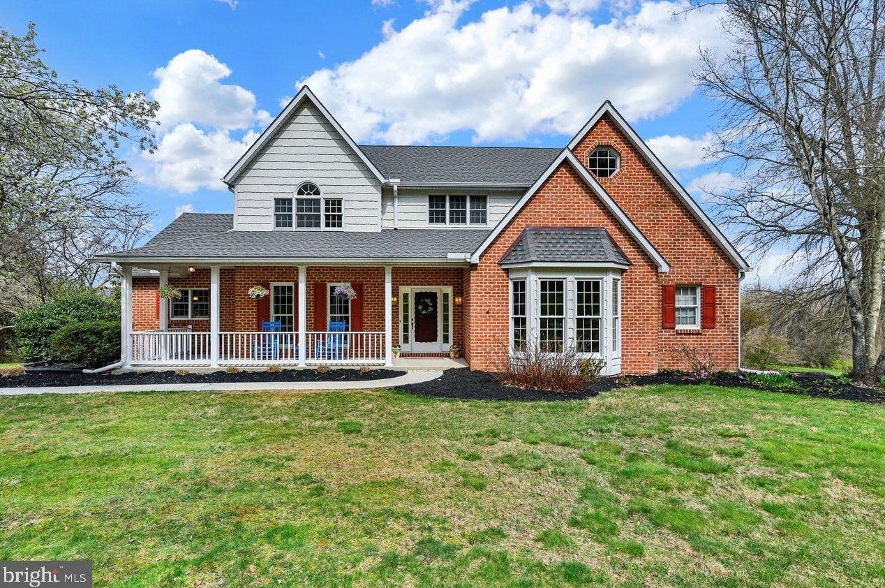 336 Laurel Dr, York, PA 17406