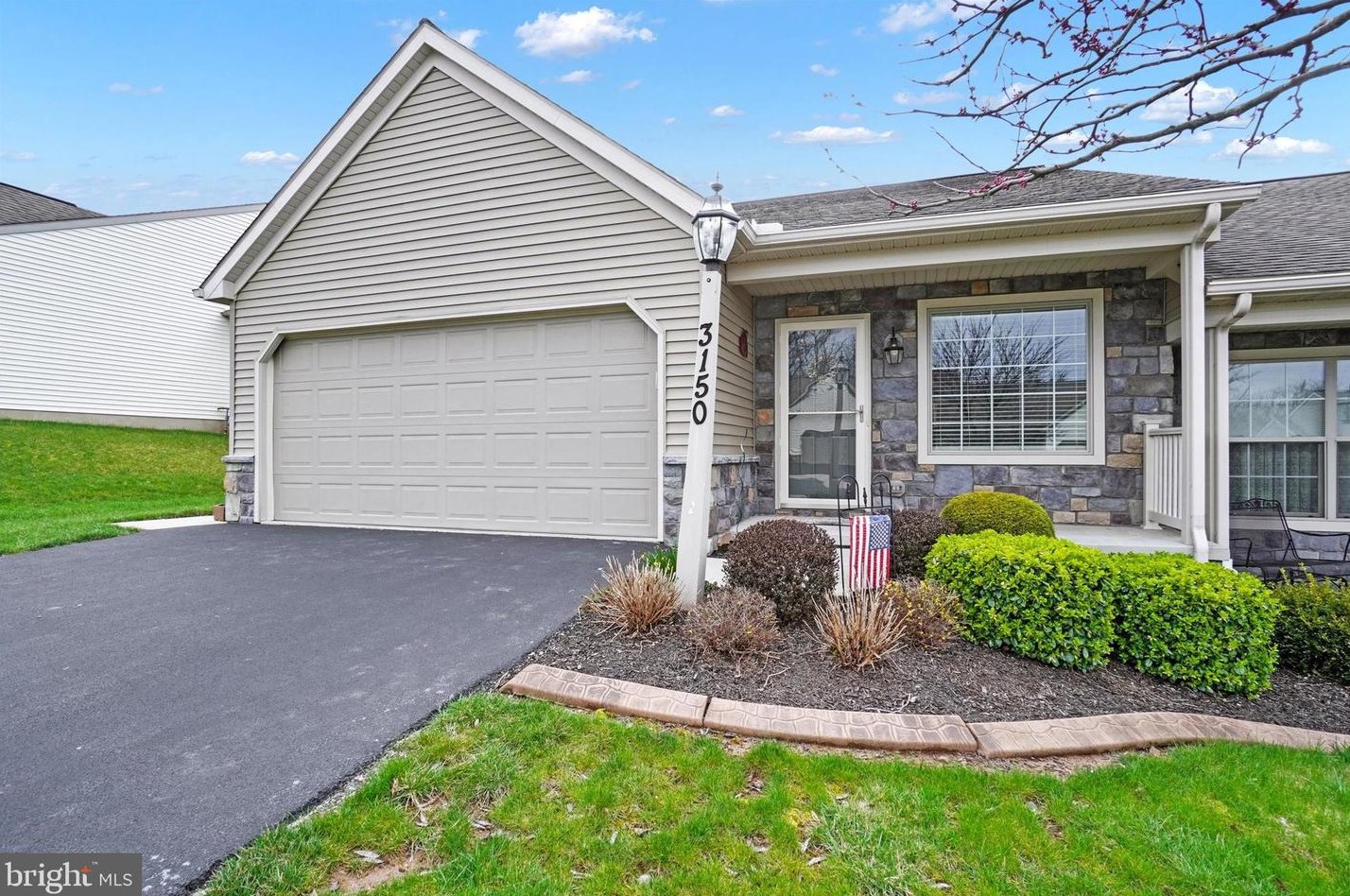 3150 Faire Wynd Pl, York, PA 17315-3898