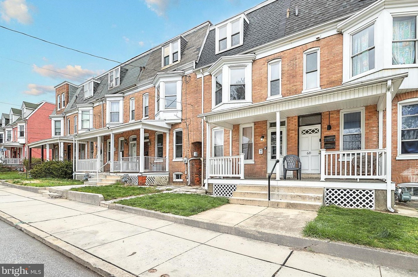 619 Jessop Pl, York, PA 17401-3550