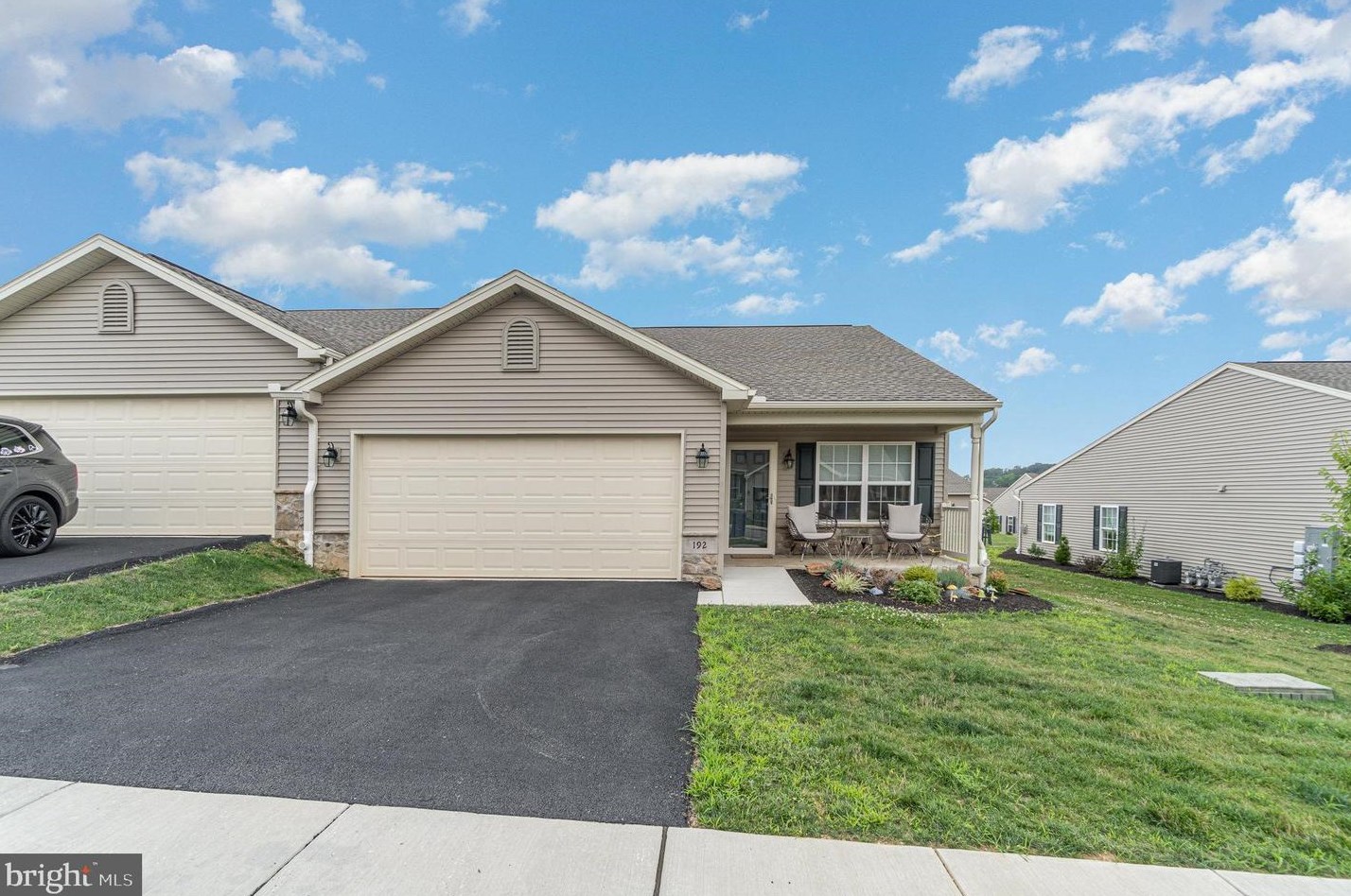 192 Palomino Way, Red Lion, PA 17356-7908