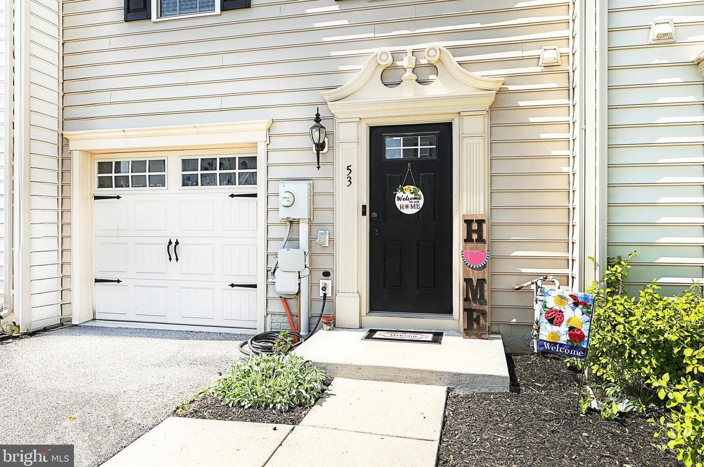 53 Center St, Hanover PA  17331-2829 exterior