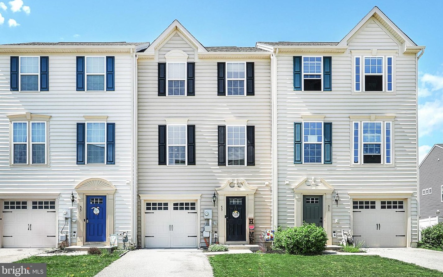 53 S Center St, Hanover, PA 17331