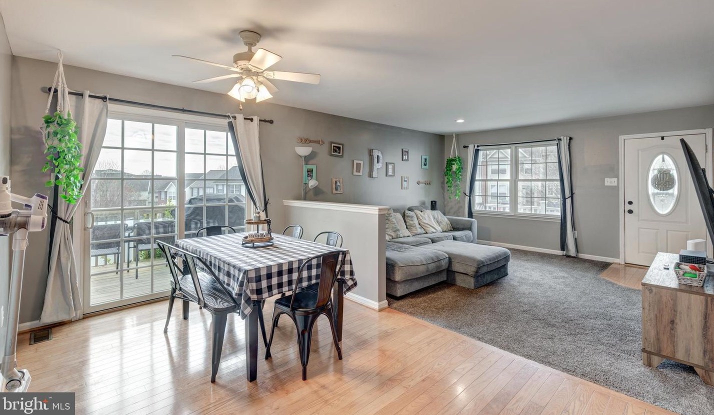 1401 Wanda Dr, Hanover PA  17331-8626 exterior