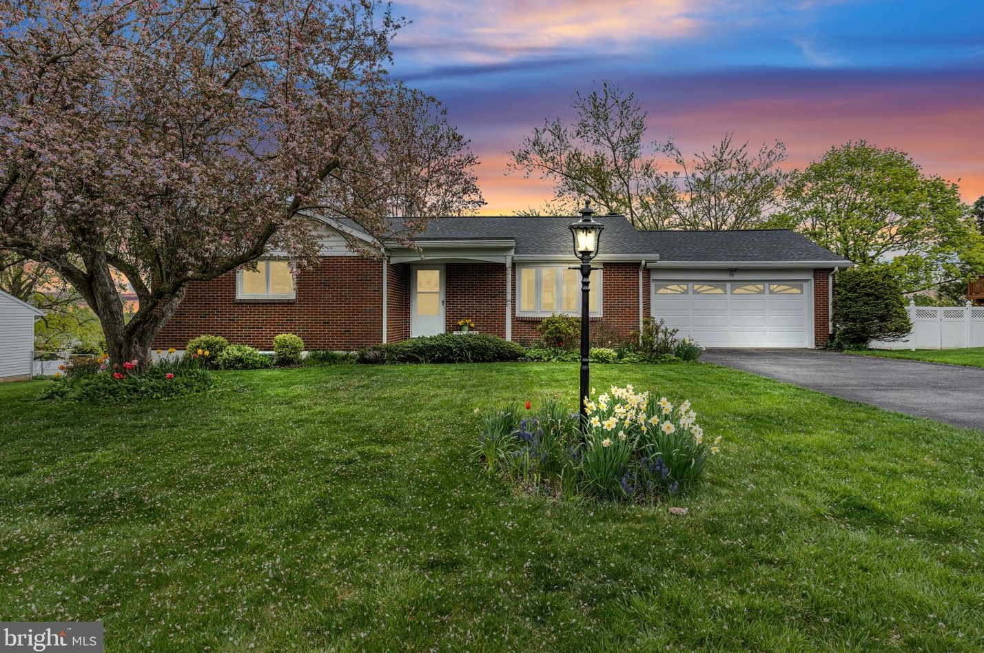 118 Raypaula Dr, Shrewsbury, PA 17361