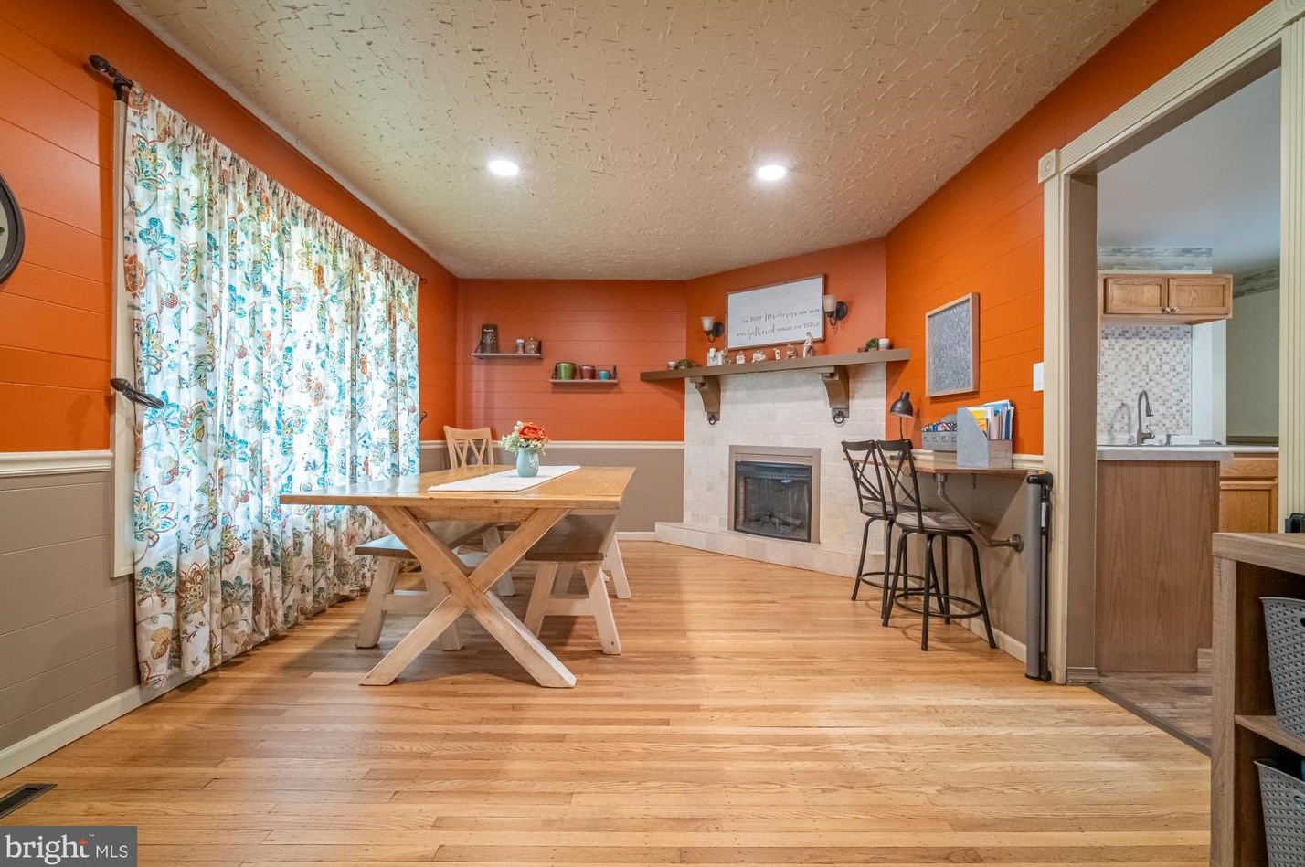 3836 Oakleigh Dr, York, PA 17402