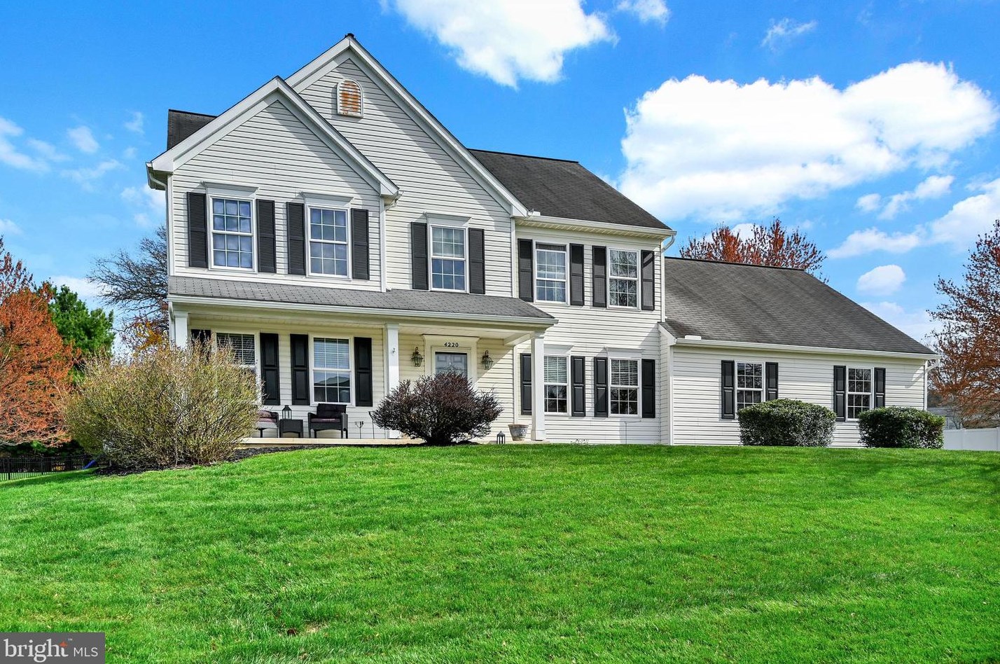 4220 Caldwell Dr, York, PA 17402