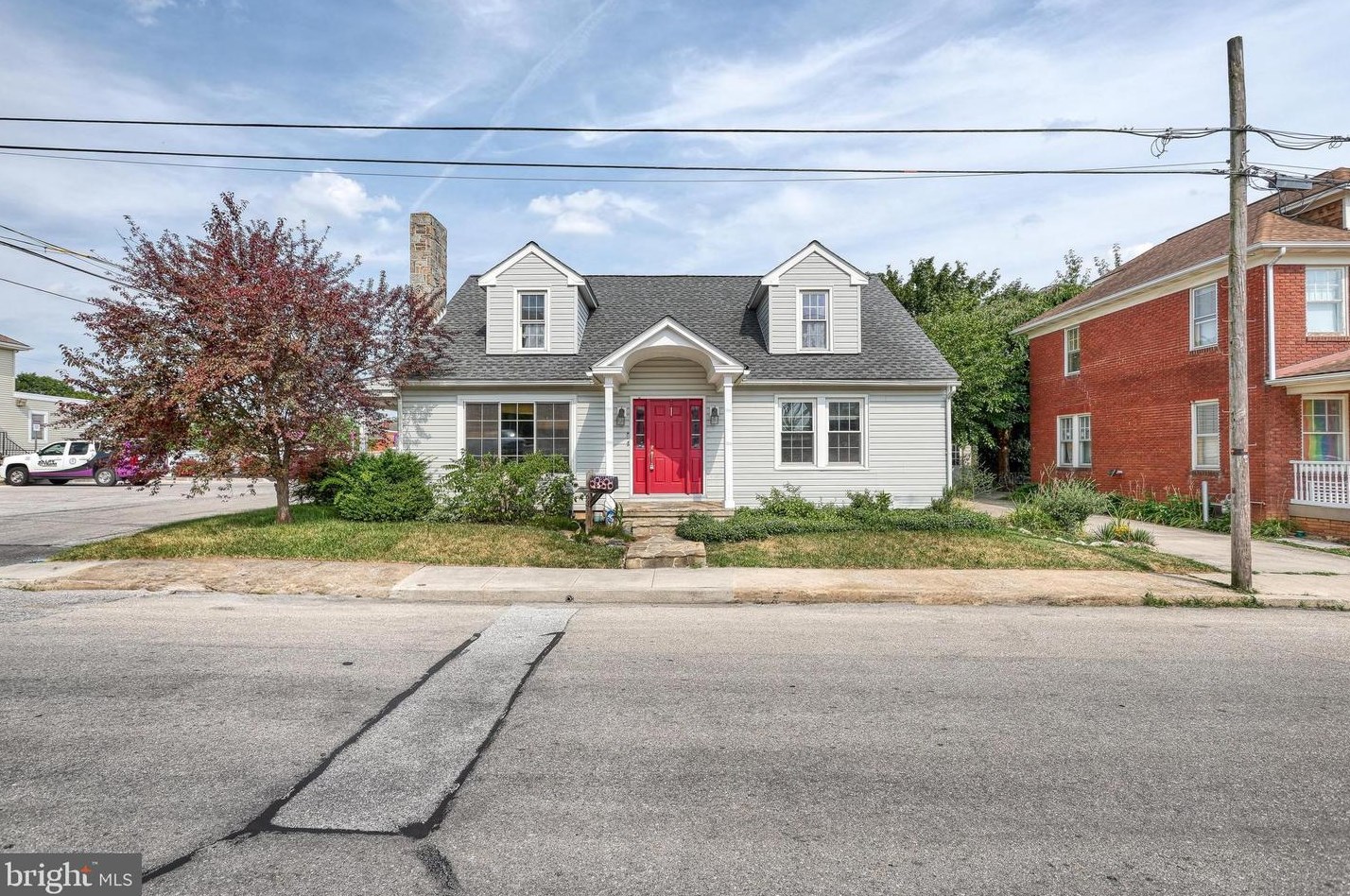 63 George St, Hanover PA 17331-1912 exterior