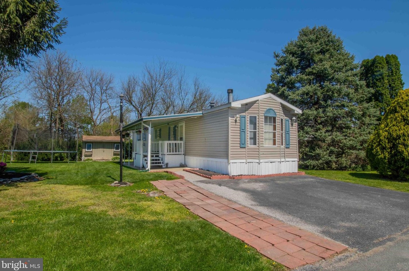751 Laura Ln, York, PA 17402