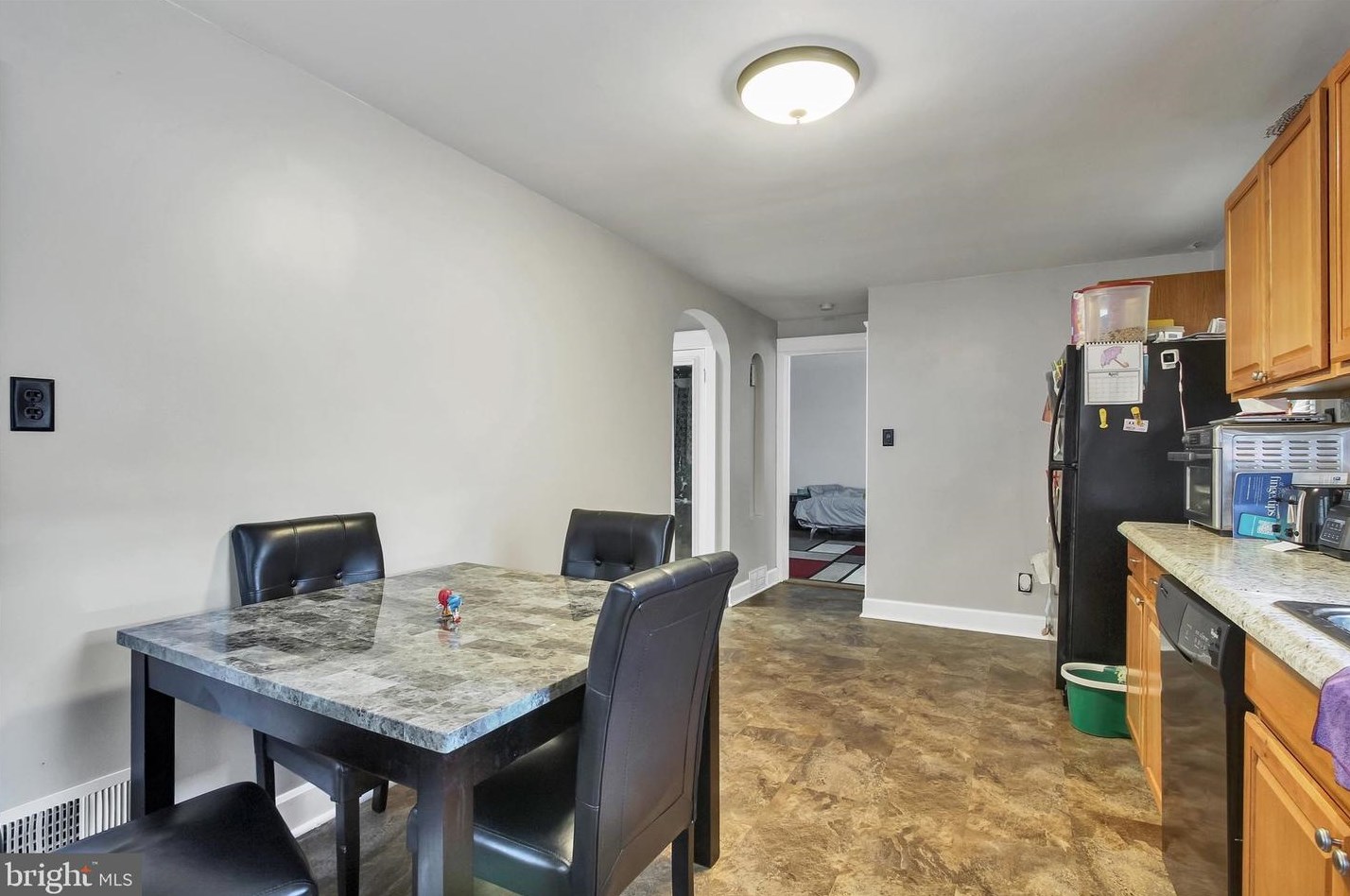 733 York St, Hanover PA 17331-3227 exterior