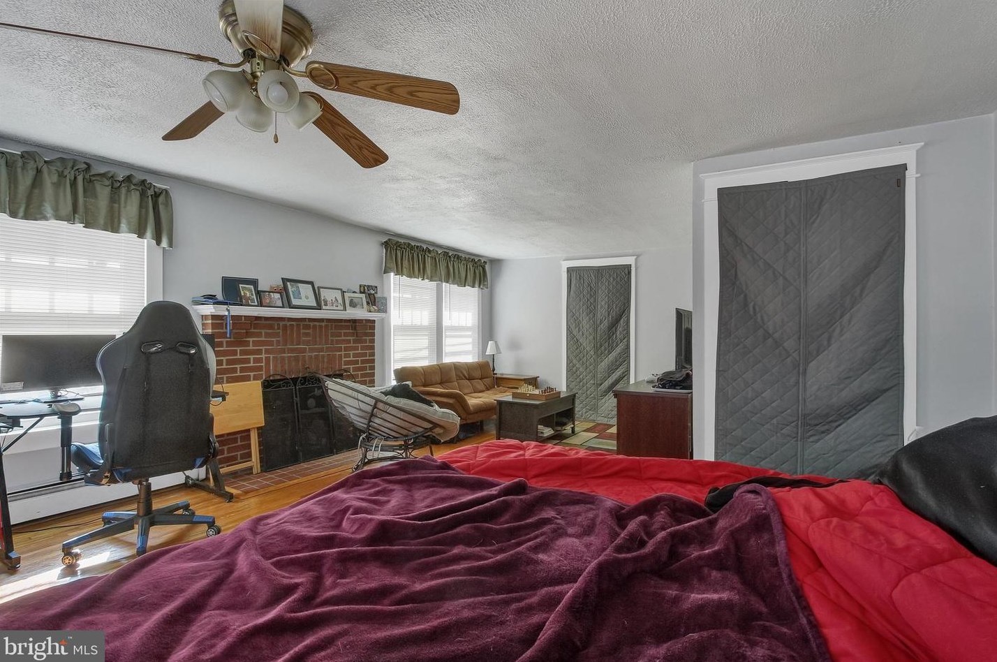 733 York St, Hanover PA 17331-3227 exterior