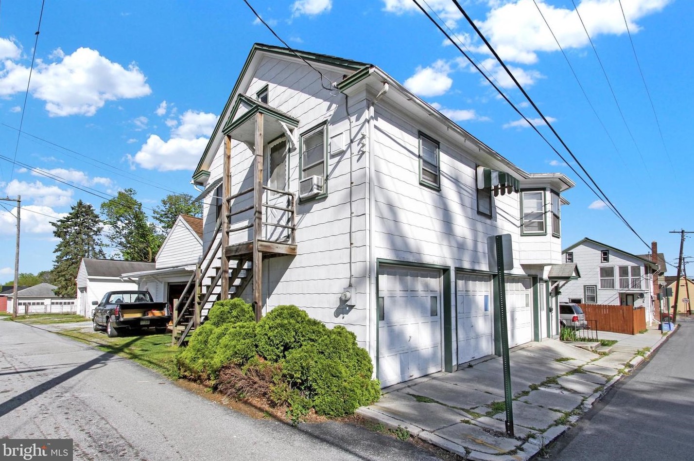 733 York St, Hanover PA 17331-3227 exterior