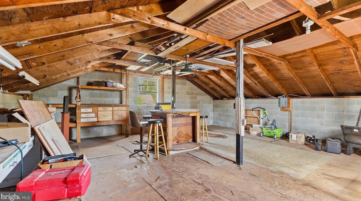 110 Fame Ave, Hanover PA  17331-1535 exterior