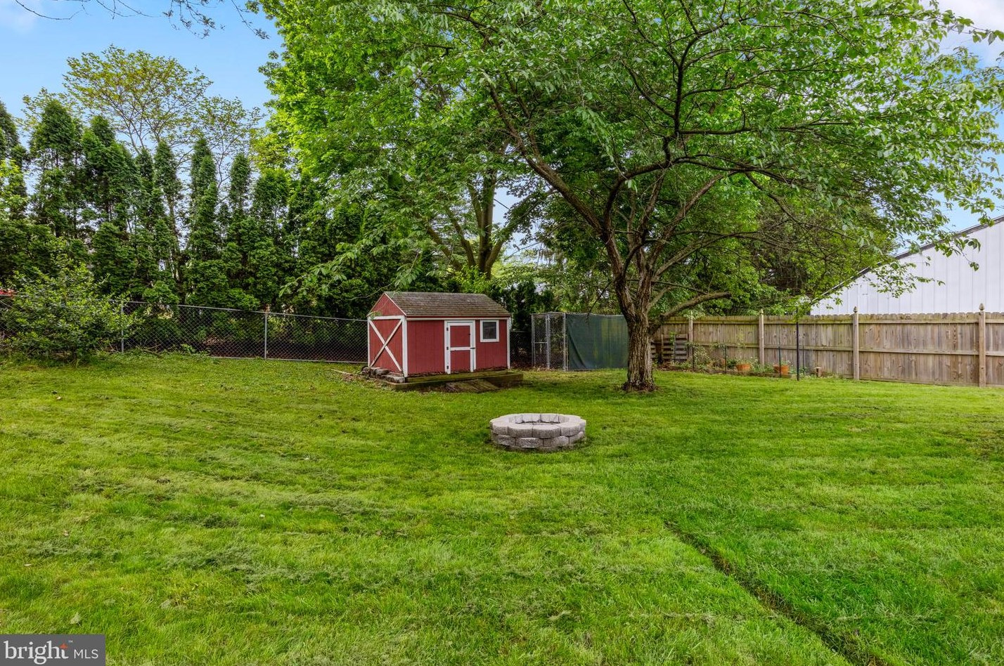 2814 Carlisle Rd, York PA  17408-1473 exterior