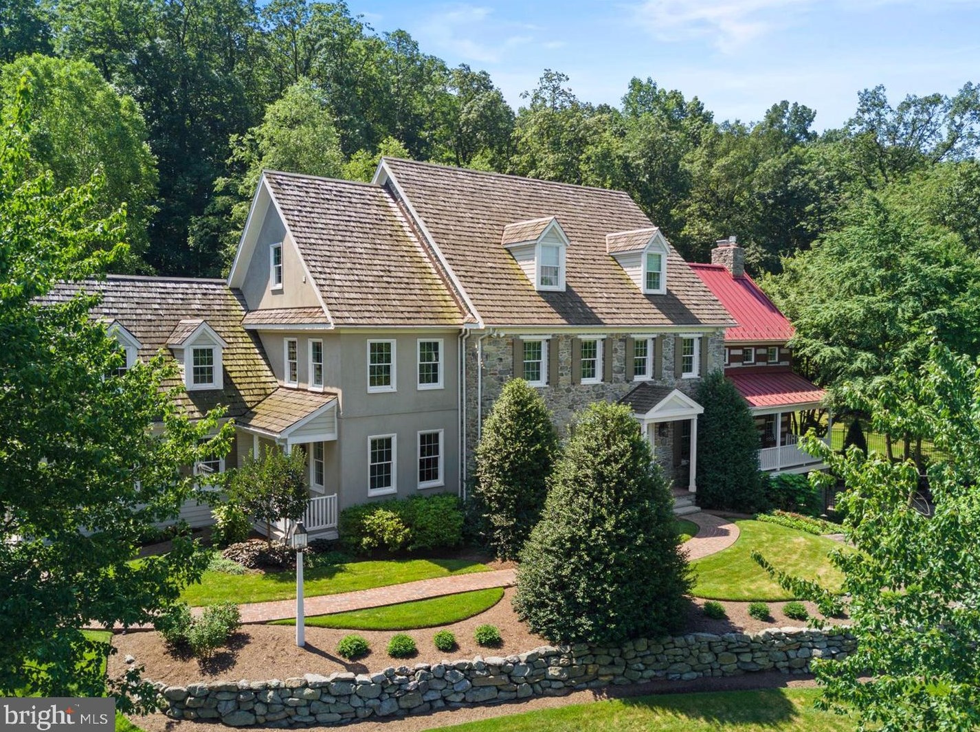2812 Druck Valley Rd, York, PA 17406-6923
