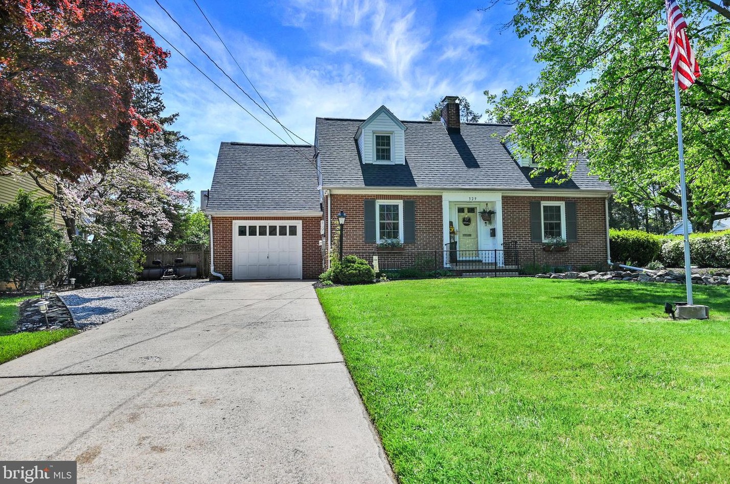 329 Clearview Rd, Hanover, PA 17331