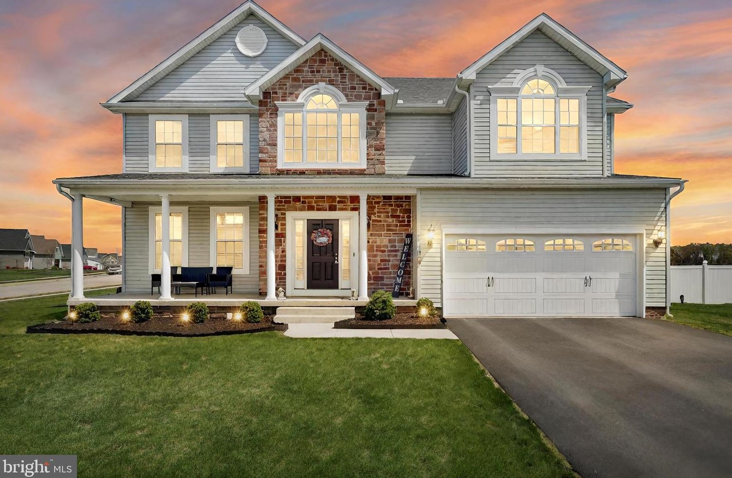 1400 Maple Ln, Hanover, PA 17331