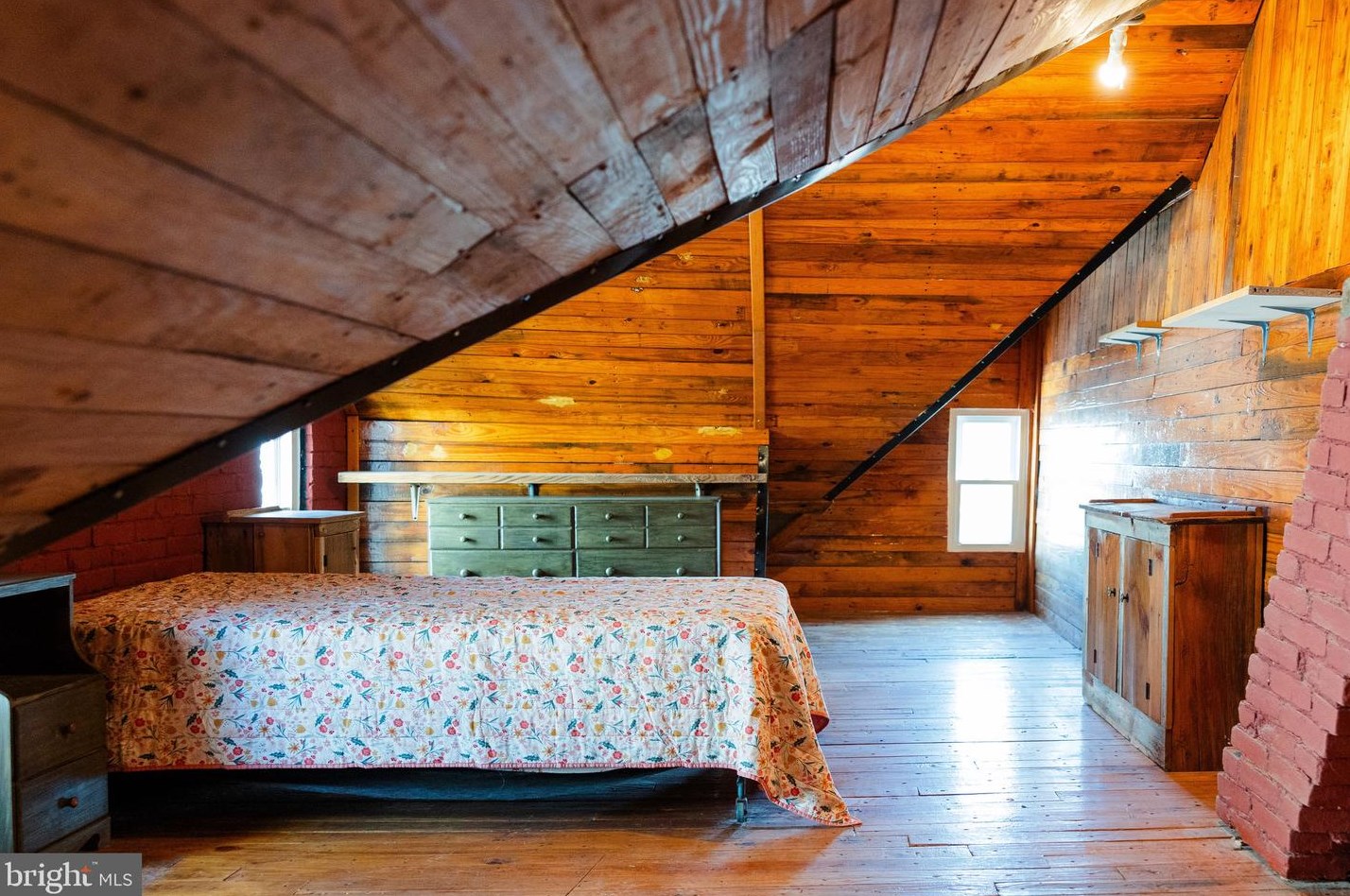 11 Pine St, Hanover PA  17331-2352 exterior